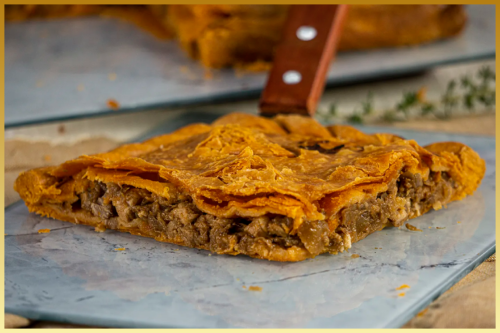 Empanada de Cerdo con Manzana