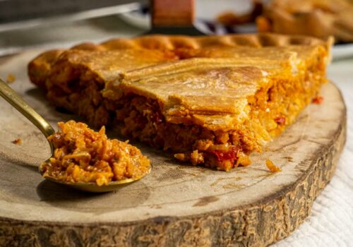 Empanada gallega de zorza, receta tradicional con masa artesanal