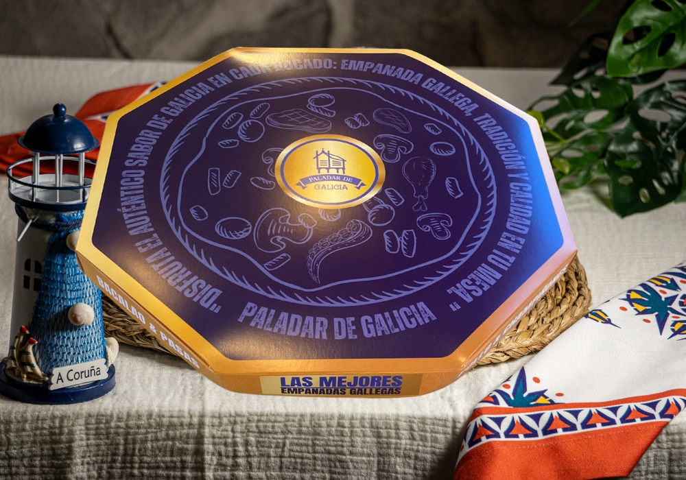 Caja de empanada gallega artesanal Paladar de Galicia, packaging con diseño gallego